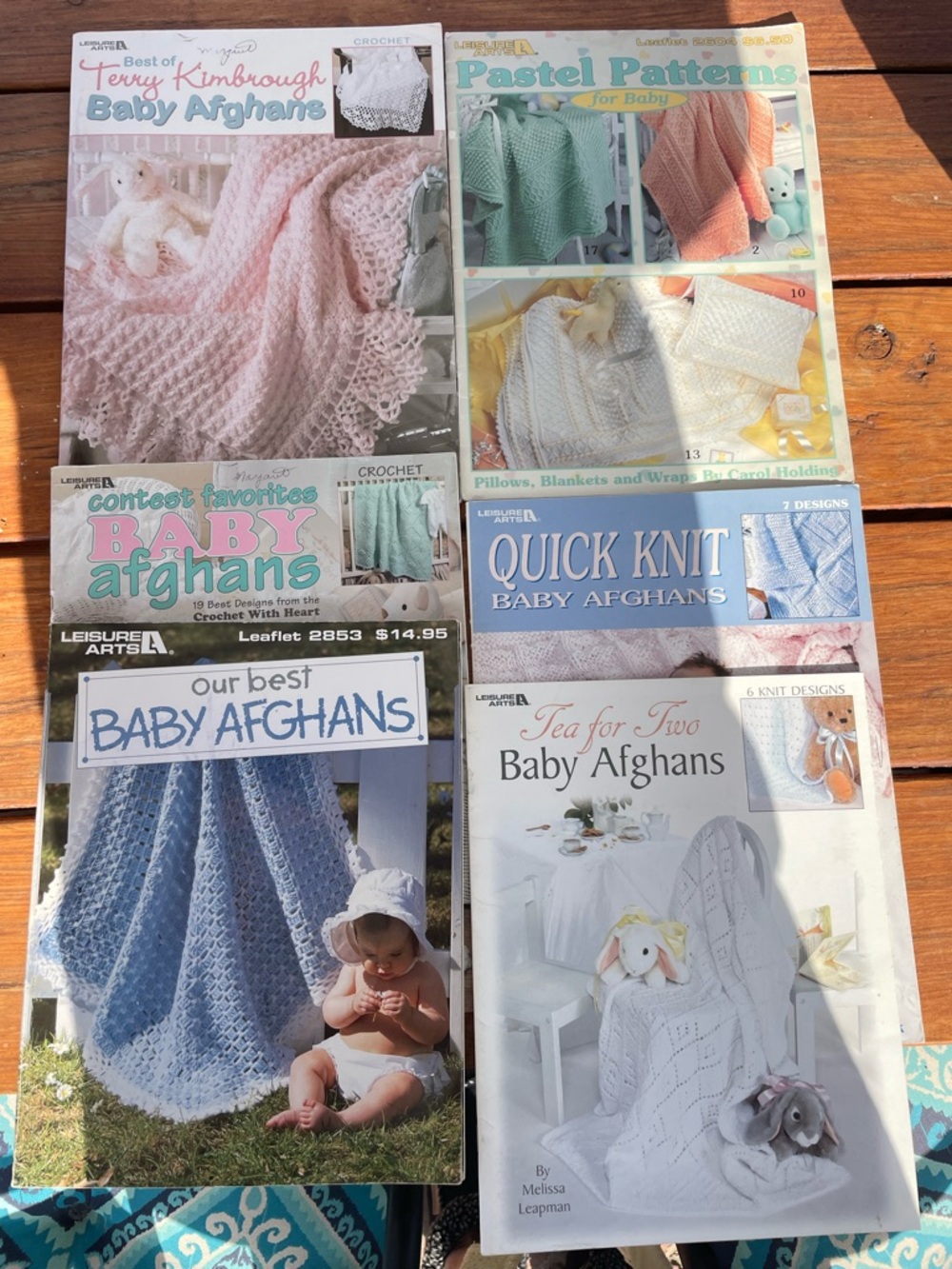 Lot of 6 Leisure Arts Crochet Pattern Booklets Baby Wraps Afghans